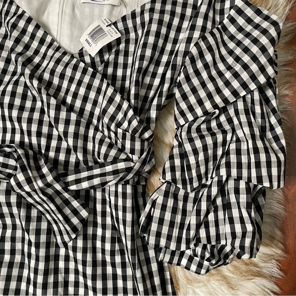 Do + Be gingham “wrap” dress - Picture 7 of 7